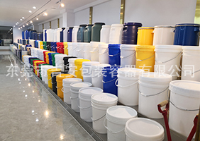se87色视频吉安容器一楼涂料桶、机油桶展区